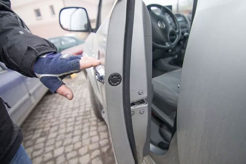 замок сняли
